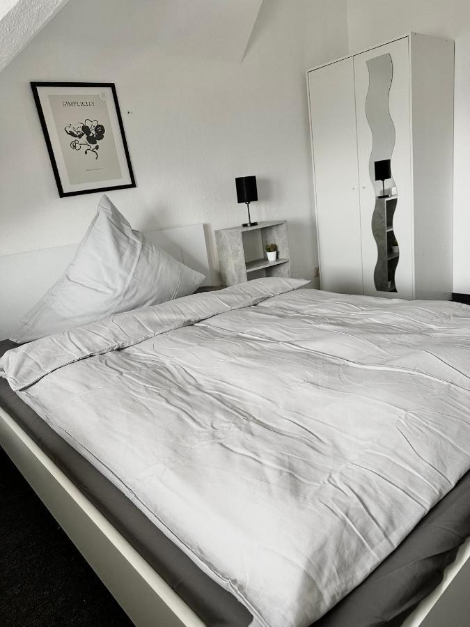 Ferienwohnung Flaming House Bitterfeld Екстериор снимка