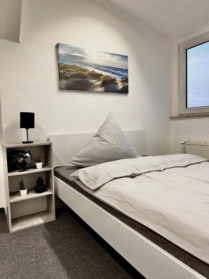 Ferienwohnung Flaming House Bitterfeld Екстериор снимка
