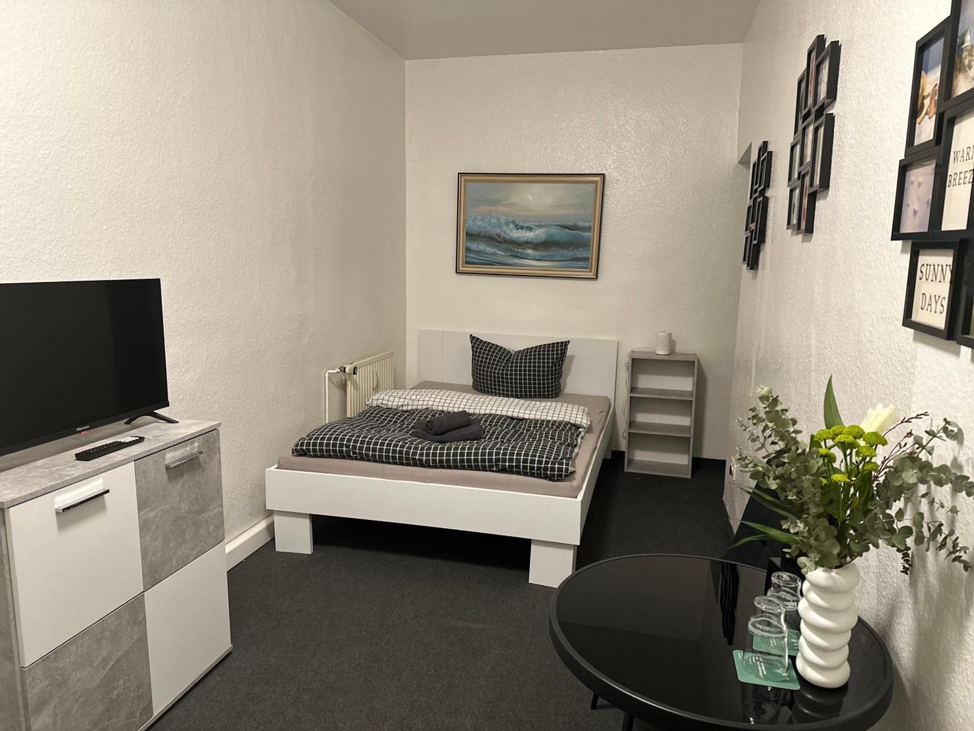 Ferienwohnung Flaming House Bitterfeld Екстериор снимка